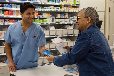 pharmacy tech walgreens training|pharmacy technician paid training.